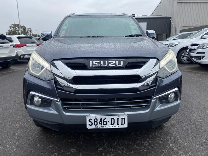 2020 Isuzu MU-X LS-T