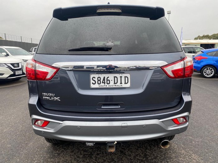 2020 Isuzu MU-X LS-T