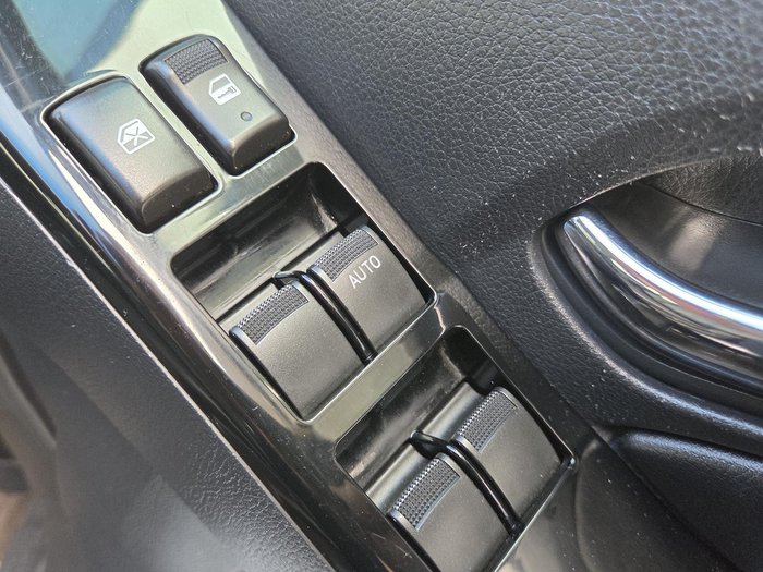 2018 Isuzu MU-X LS-M