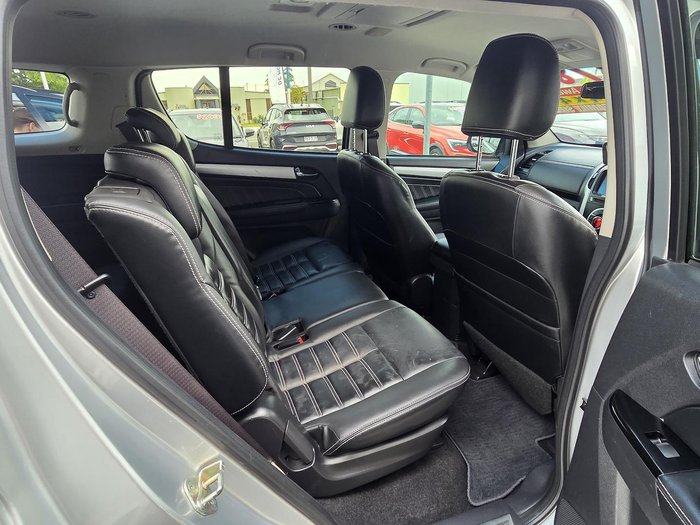 2018 Isuzu MU-X LS-M