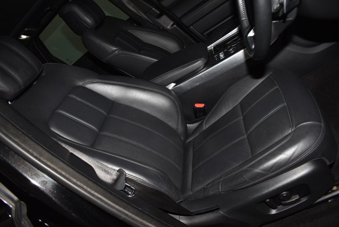 2021 Land Rover Range Rover Sport D250 SE