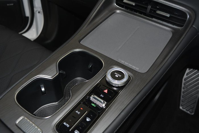 2025 Chery Tiggo 8 Super Hybrid Ultimate