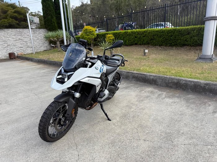 2025 BMW R 1300 GS Pure R 1300 White