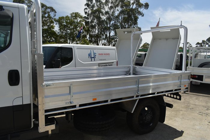 2023 Iveco Daily 70S18