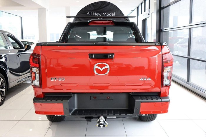 2025 Mazda BT-50 SP