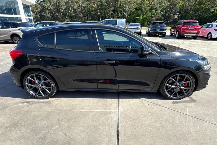 2021 Ford Focus ST-Line