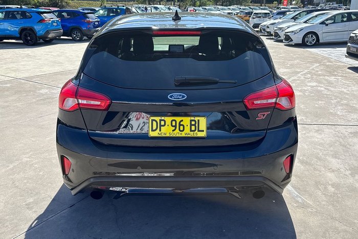 2021 Ford Focus ST-Line