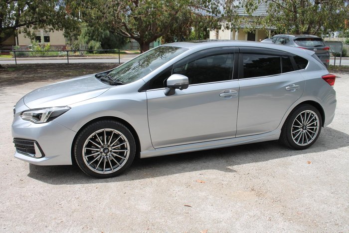 2022 Subaru Impreza 2.0i-S