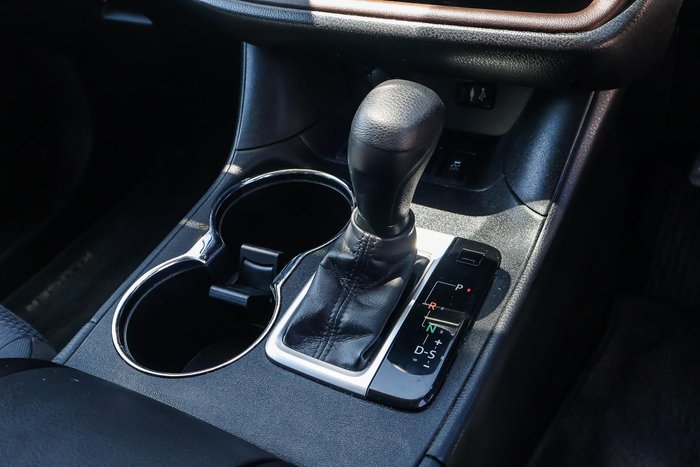 2015 Toyota Kluger GX