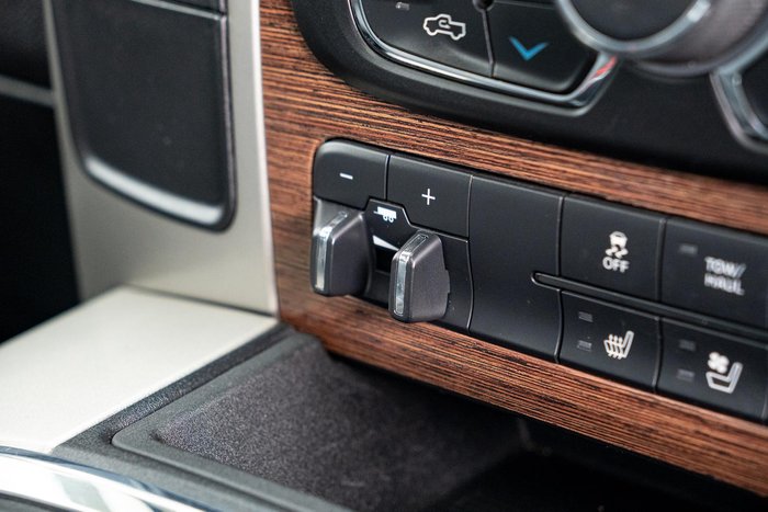 2020 RAM 1500 Laramie DS MY20 4X4 Dual Range Billet Silver