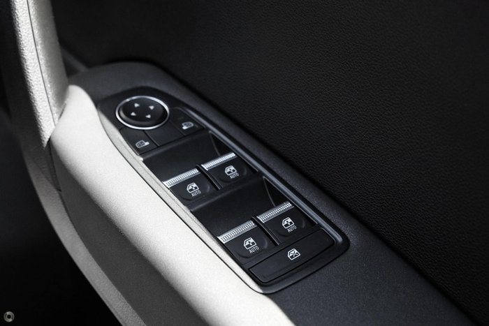 2025 Mitsubishi ASX LS