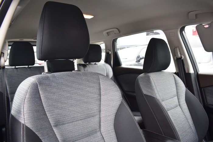 2024 Nissan X-TRAIL ST