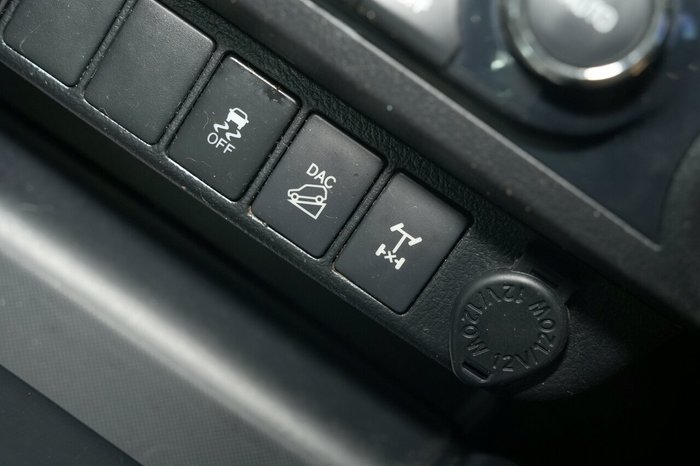 2017 Toyota Hilux SR5