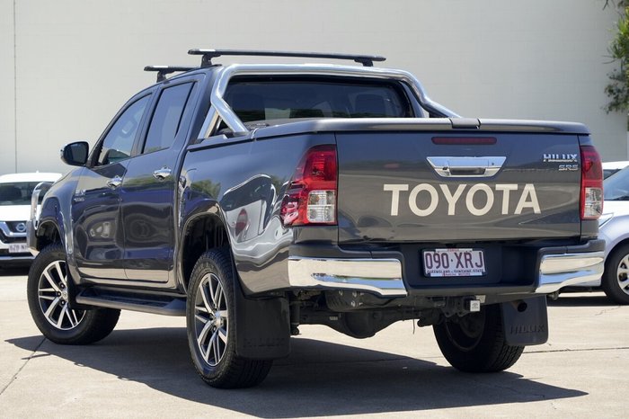 2017 Toyota Hilux SR5