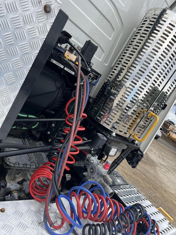 2022 Volvo Fh600 Globetrotter 131 Tonne Gcm. B DOUBLE/ROAD TRAIN