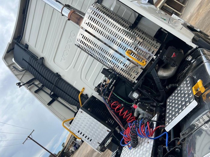 2022 Volvo Fh600 Globetrotter 131 Tonne Gcm. B DOUBLE/ROAD TRAIN