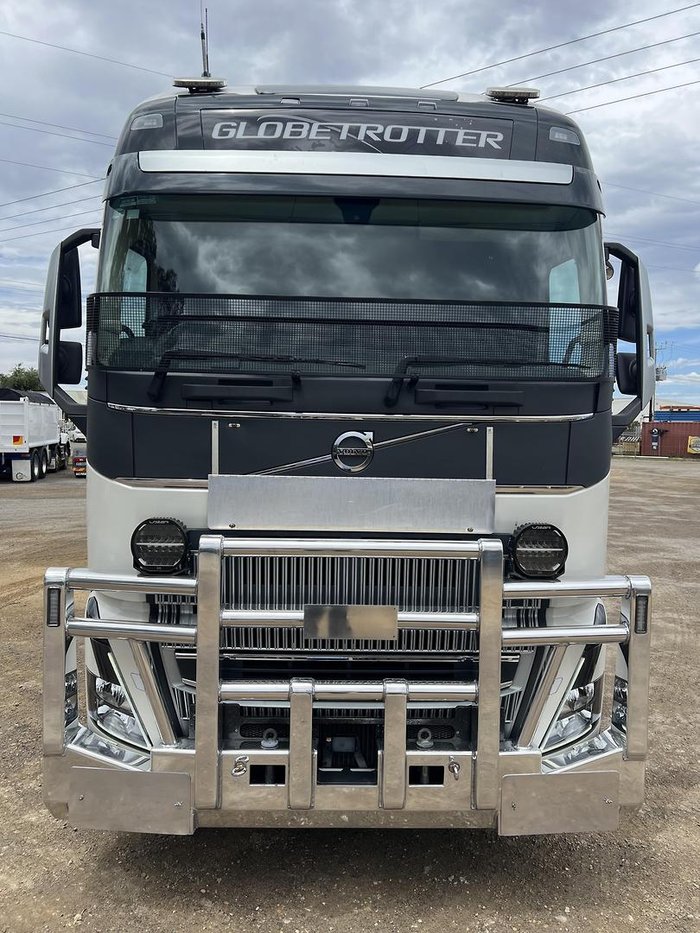 2022 Volvo Fh600 Globetrotter 131 Tonne Gcm. B DOUBLE/ROAD TRAIN