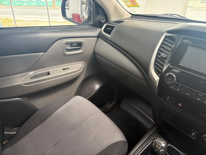 2016 Mitsubishi Triton GLX+ MQ MY17 4X4 Dual Range Sterling Silver