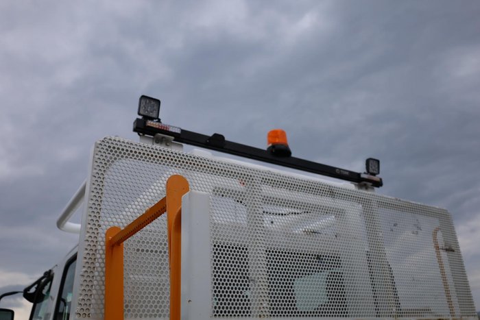 2022 Isuzu N Series NPS75-155 4X4 Dropside Tray with Crane White