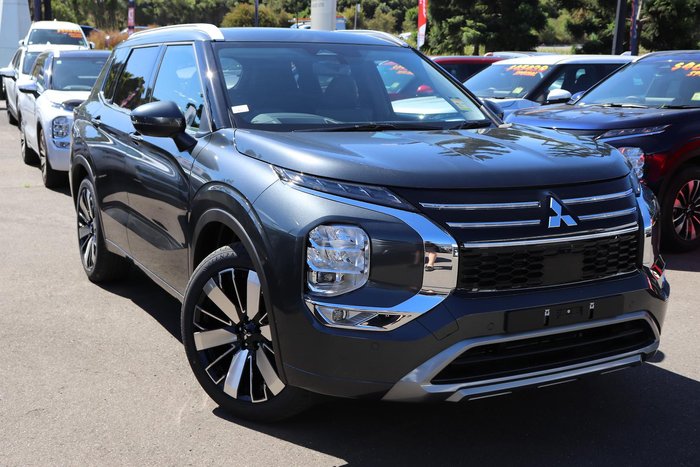 2025 Mitsubishi Outlander Exceed