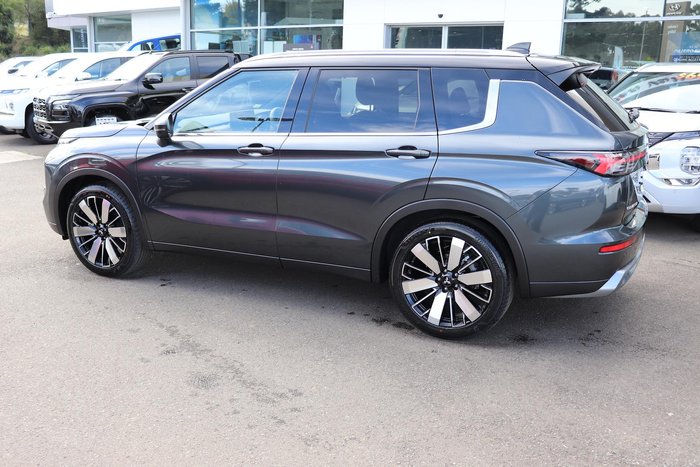 2025 Mitsubishi Outlander Exceed Tourer