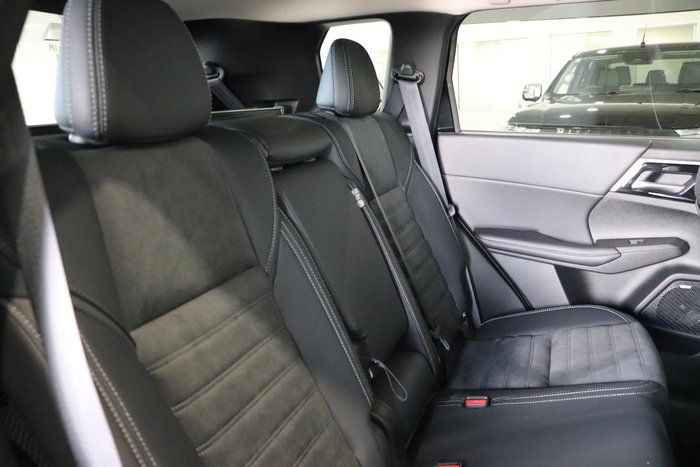 2025 Mitsubishi Outlander Aspire