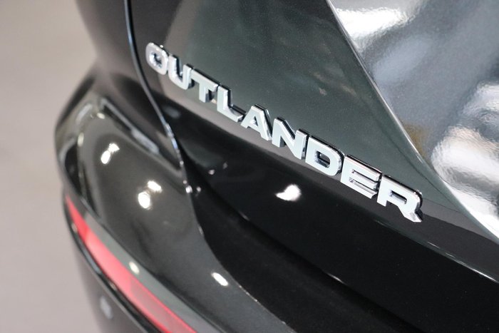 2025 Mitsubishi Outlander Aspire