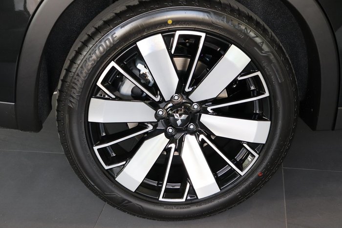 2025 Mitsubishi Outlander Aspire