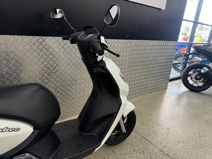 2020 PEUGEOT KISBEE 50 2T WHITE