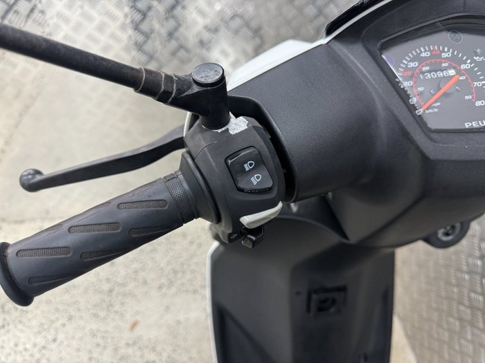 2020 PEUGEOT KISBEE 50 2T WHITE