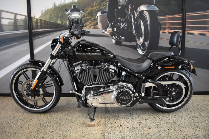 2018 Harley-davidson FXBR BREAKOUT BLACK