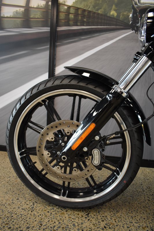 2018 Harley-davidson FXBR BREAKOUT BLACK