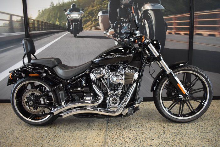 2018 Harley-davidson FXBR BREAKOUT BLACK