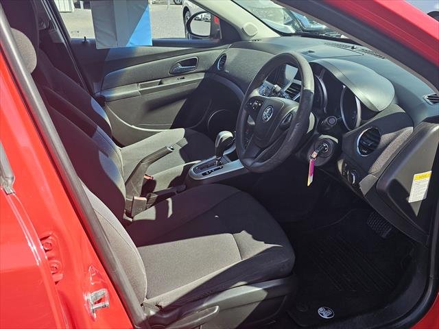 2015 Holden Cruze Equipe JH Series II MY15 RED
