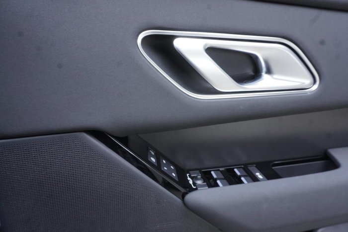 2024 Land Rover Range Rover Velar P250 Dynamic SE