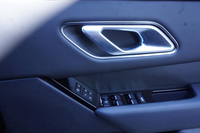 2024 Land Rover Range Rover Velar P400 Dynamic HSE