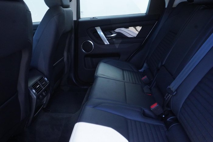 2024 Land Rover Discovery Sport P200 S