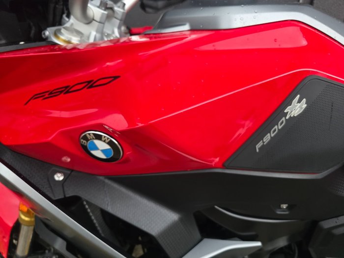 2021 BMW F 900 XR RED