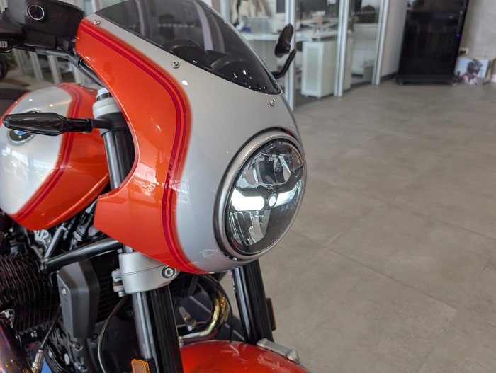 2025 BMW Motorrad R 12 S R 12 Orange