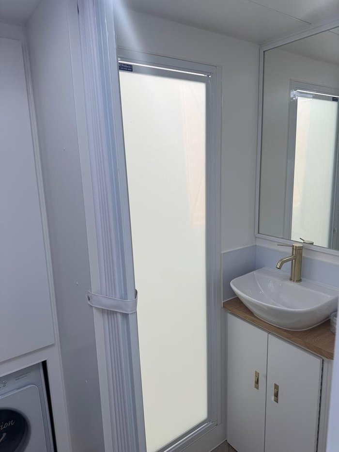 2025 Olympic Marathon 21' Family Van