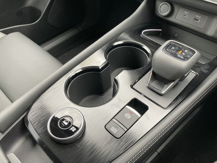 2025 Nissan X-TRAIL TI