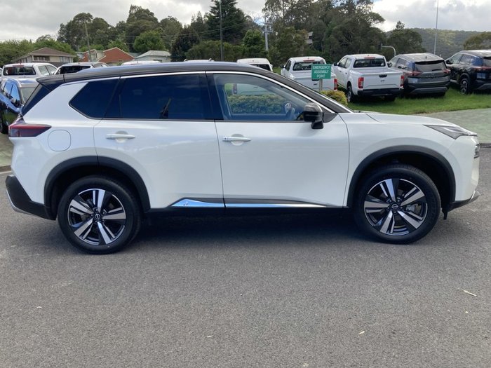 2025 Nissan X-TRAIL TI