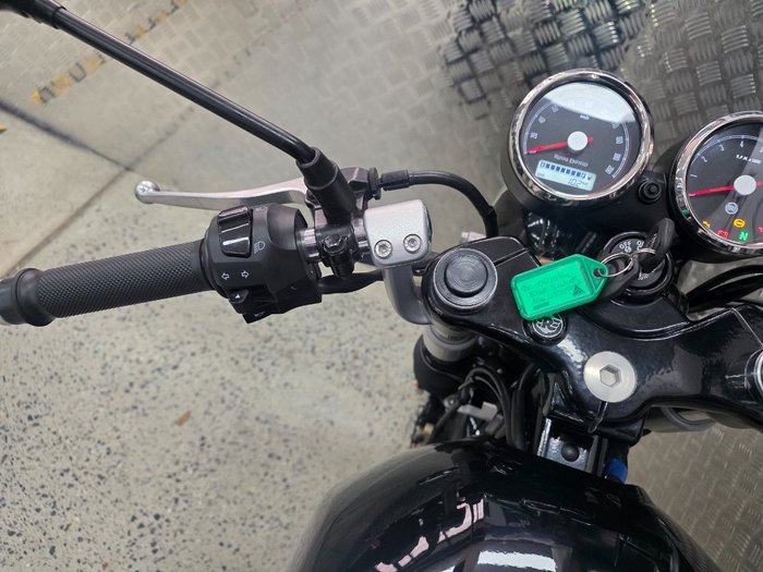 2022 ROYAL ENFIELD (SEE ALSO ENFIEL CONTINENTAL GT 650 E5 CUSTOM WHITE