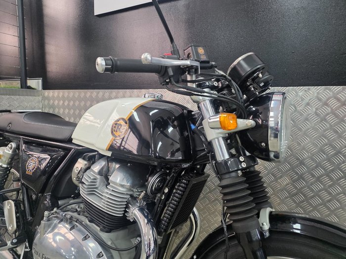 2022 ROYAL ENFIELD (SEE ALSO ENFIEL CONTINENTAL GT 650 E5 CUSTOM WHITE