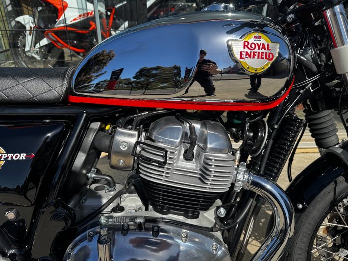 2025 Royal Enfield (see Also Enfiel INTERCEPTOR 650 E5 CLASSIC MARK 2