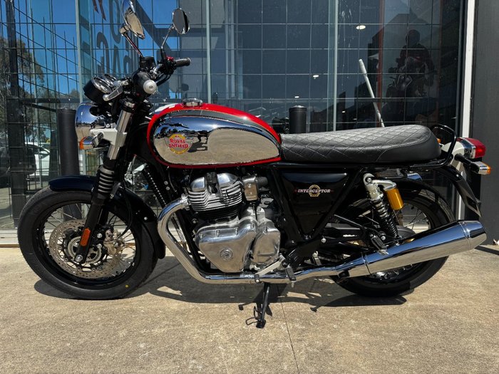 2025 Royal Enfield (see Also Enfiel INTERCEPTOR 650 E5 CLASSIC MARK 2