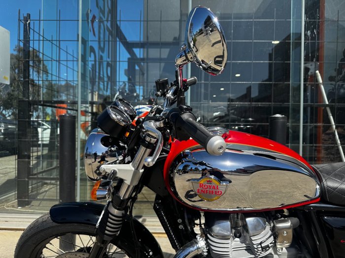 2025 Royal Enfield (see Also Enfiel INTERCEPTOR 650 E5 CLASSIC MARK 2