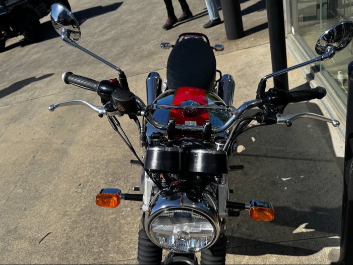 2025 Royal Enfield (see Also Enfiel INTERCEPTOR 650 E5 CLASSIC MARK 2