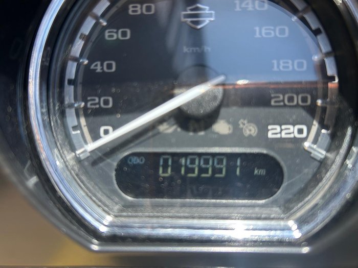 2017 Harley-Davidson CVO Street Glide 114 (FLHXSE) Touring Black