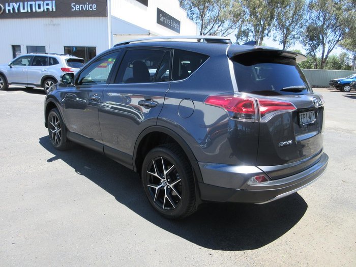 2017 Toyota RAV4 GXL